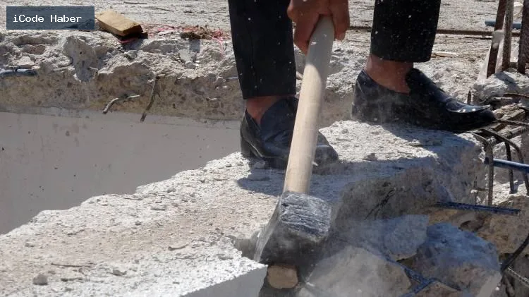 Malatya'da müteahhit 105 dairelik inşaatını ihbar etti! Yıkım kararı çıktı