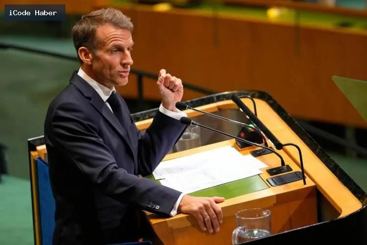 MACRON: SADECE İZLEYECEK MİYİZ?