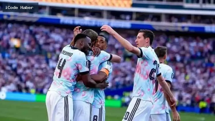 İtalya hezimeti sonrası A Milli Takım tepetaklak... FIFA sıralamasında da geri düştük