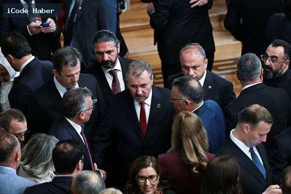 Mecliste yeni yasama yılı dolayısıyla resepsiyon düzenlendi